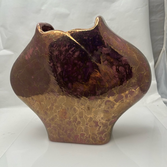 Lusterware Iridescent Glazed Ceramic Vase Planter Pink Gold Accent 8”x10” - Picture 7 of 9